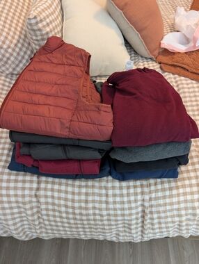 Puffer Vest And Crew Neck Winter Bundle XL